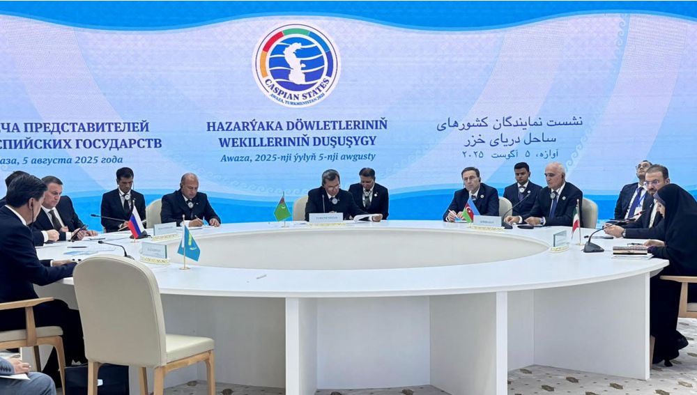 Awazada Hazar deňziniň meselelerine bagyşlanan maslahat geçirildi